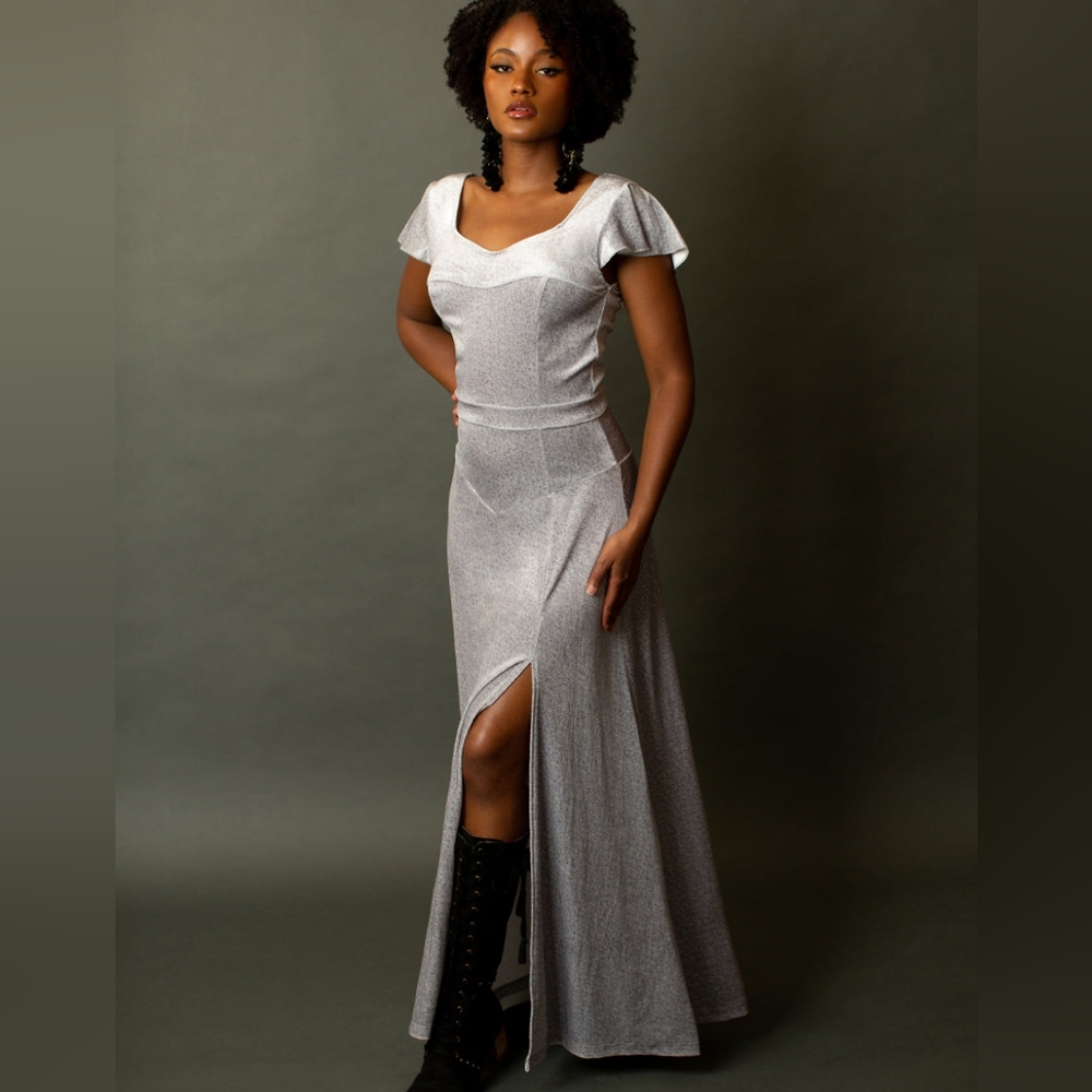 NWT Joyfolie Silver Maxi Dress Anastasia Maxi Dress in Pebble